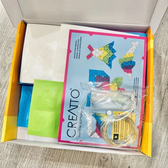 CREATTO Rainbow Butterfly Light-Up 3D Puzzle Activity Kit - Picture 6 of 6